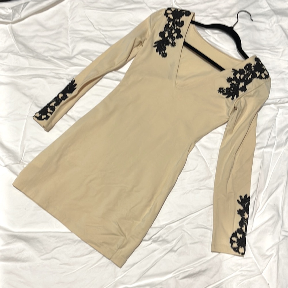MOTEL ROCKS Gina Bodycon Dress Ivory/Black Lace S NWOT *As Seen On!* - Picture 6 of 6
